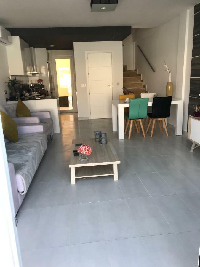Boulevard La Zenia Villa Плайя-Фламенка Екстер'єр фото