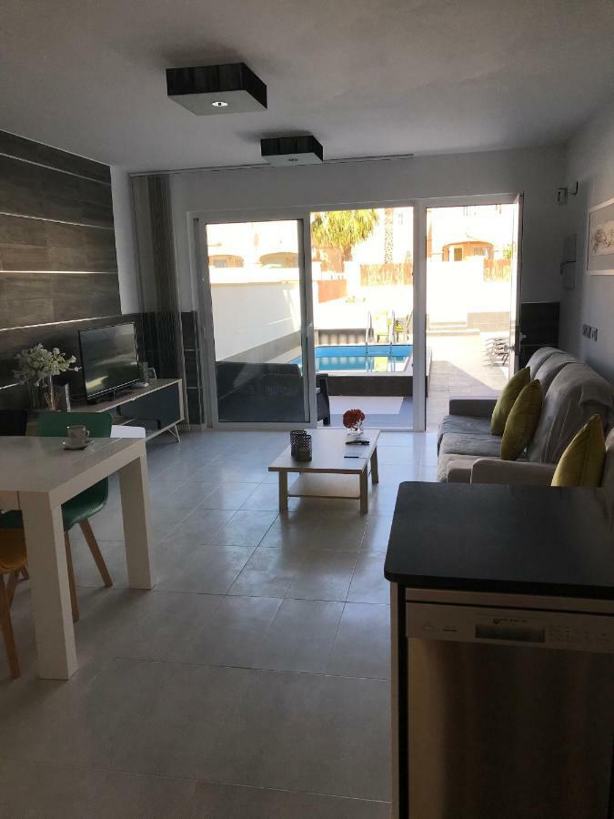 Boulevard La Zenia Villa Плайя-Фламенка Екстер'єр фото